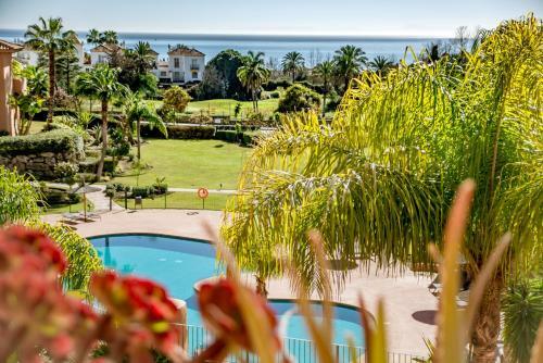Seaview Luxury Penthouse Apartment 24 Hour Security And Underground Parking