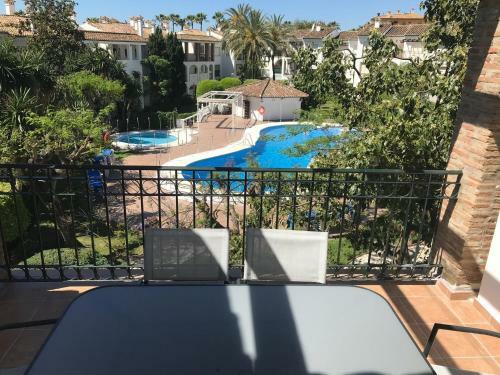 Marbella - Estepona Beach Frontline Apartment