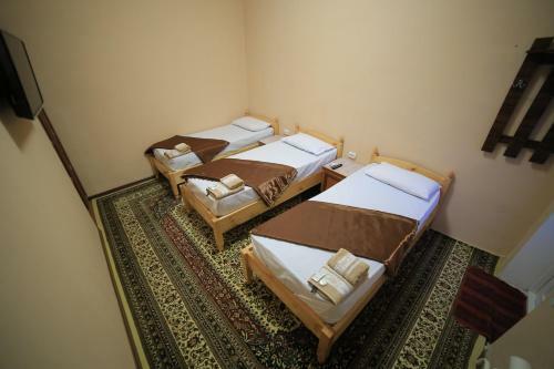 Hostal Parviz Guest House