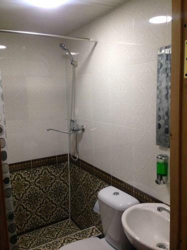 Hostal Parviz Guest House