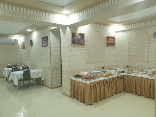Sharq Plaza Hotel