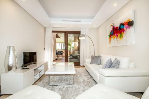 Apartamento Frontline Luxe Apt In Bahia de La Plata Rdr214