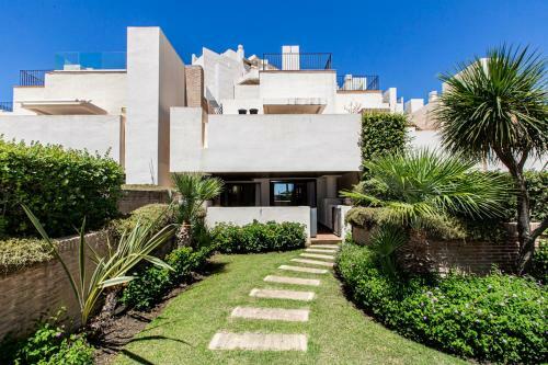 Apartamento Frontline Luxe Apt In Bahia de La Plata Rdr214