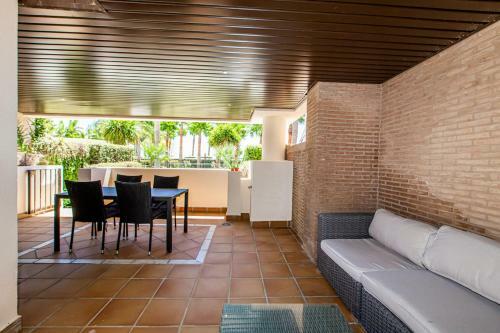 Apartamento Frontline Luxe Apt In Bahia de La Plata Rdr214