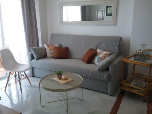 Apartamento En Primera L�nea de Playa. Seis Plazas.