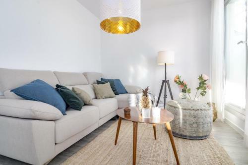 Lem- New 2 Bedroom Apartment In Le Mirage