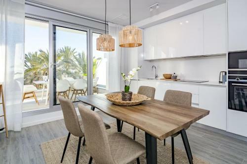 Lem- New 2 Bedroom Apartment In Le Mirage