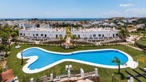 Luxury Apartment Sunset Golf Mountain & Pool View