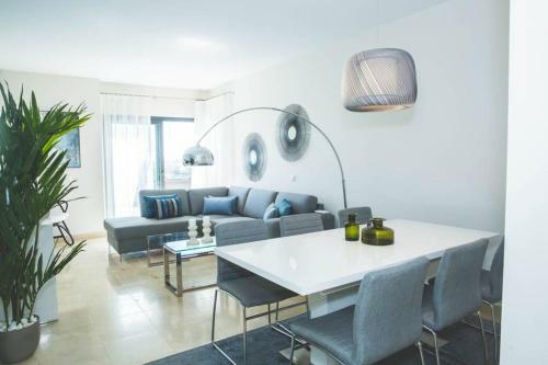 Luxury Apartment With Panoramic Views - Marbella