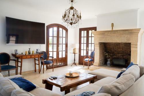 Huge Golf And Spa Mansion 8 Min From Puerto Banus