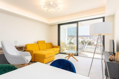 Green Infinity Luxury Apartment By Ghr Rentals