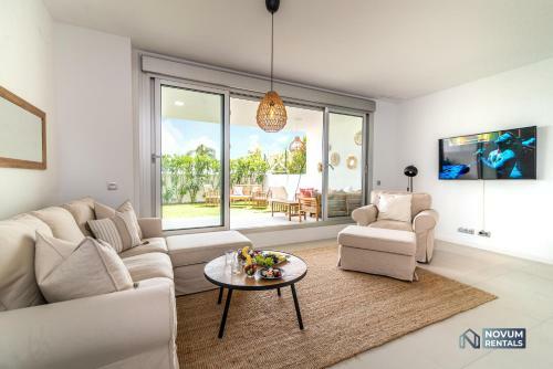 Newly Built 2-bdrm Apartment In Le Mirage
