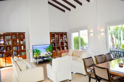 Villa Bendex Estepona Costa Del Sol
