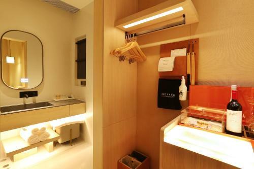 Bolly Wood Hotel Beijing Wangfujing Branch