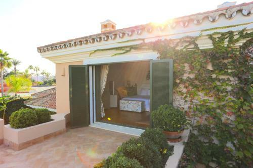 Las Ranas Casasola Beach Villa 15pax