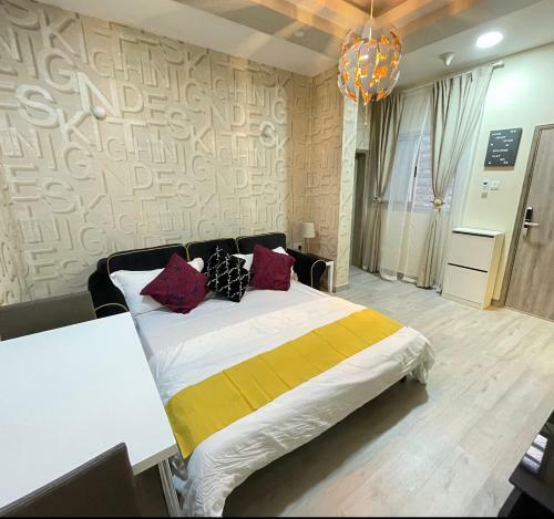 Snow Home Apartments