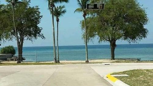 Private Beach House In Batangas.paradise Hotel Inspired