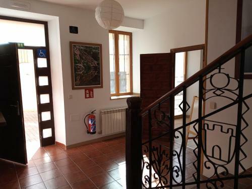 Albergue Fresno de Cantespino - La Tormenta