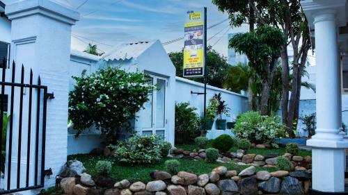 Hostal Barnes Villa