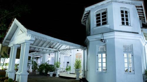 Hostal Barnes Villa