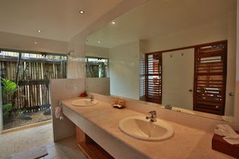 Hotel Wananavu Beach Resort