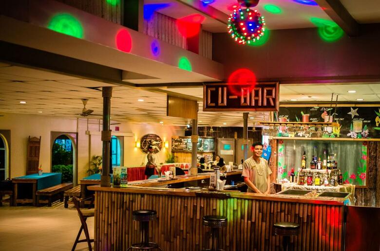 Tanoa Skylodge Hotel