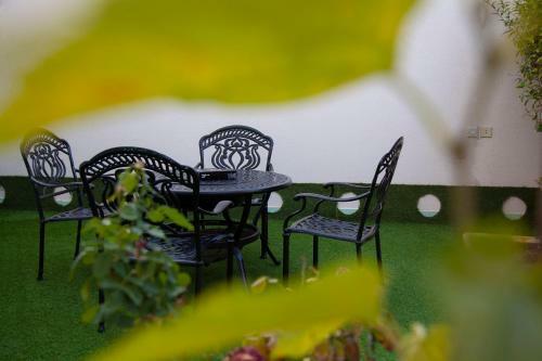 Apartamento Lafontaine Durrat Al-hada Suites