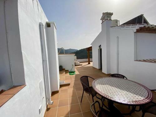 Casa Con Incre�bles Vistas A Las Monta�as Y Al Mar