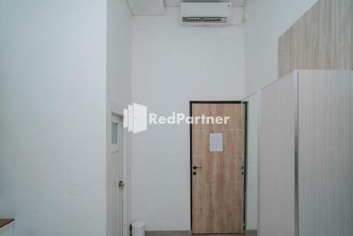 Hotel Yayah Rooms Bogor Syariah Redpartner