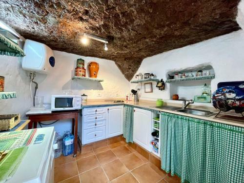 Casa Cueva La Hoyeta