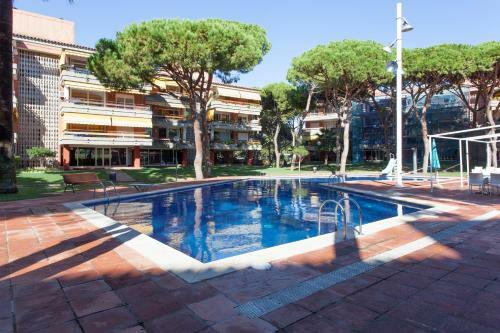 Gavamar Castelldefels Beachfront Apartment- Direct Access To The Beach