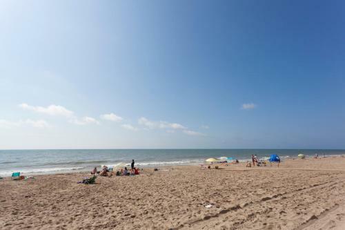 Gava Mar- Castelldefels Beachfront Apartment- Direct Access To The Beach
