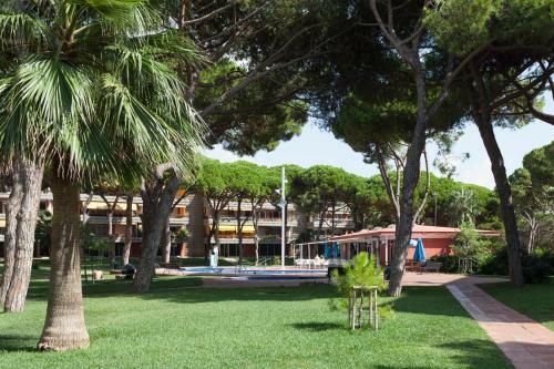 Gava Mar- Castelldefels Beachfront Apartment- Direct Access To The Beach