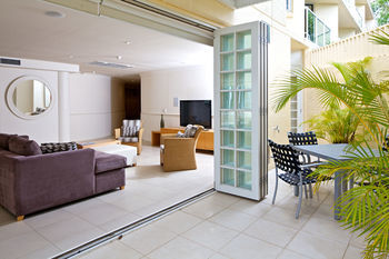 Hotel Netanya Noosa