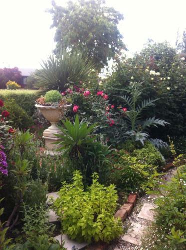 Admurraya House Bed & Breakfast