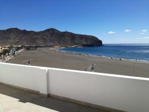 Apartamento �tico En Primera Linea de Playa