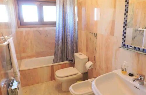 Amplio Piso Superior Con Jard�n Privado