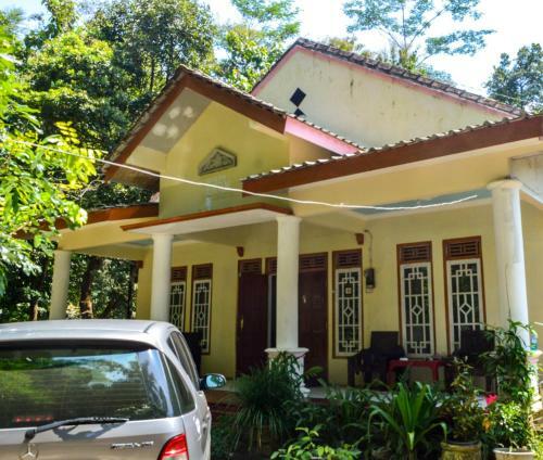 Ndalem Tentrem Syariah Borobudur