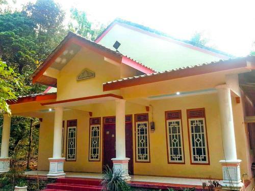 Ndalem Tentrem Syariah Borobudur