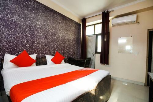 Hotel Spot On 39428 Diamond Swift