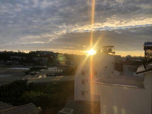 Hotel Kh�ch S?n Minh Chung