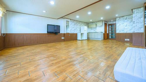 Songrim Hanok Pension