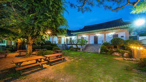Songrim Hanok Pension