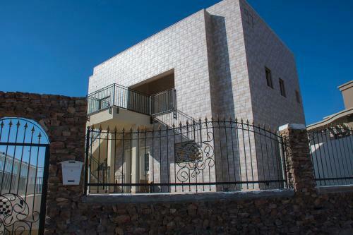 Vastu Dead Sea Apartment