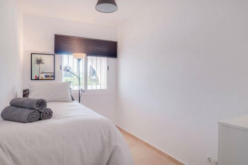 049 - Modern & Spacious Holiday Villa With Private Pool