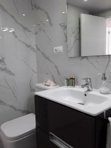 Luminoso Apartamento Tur�stico Fuengirola Beach