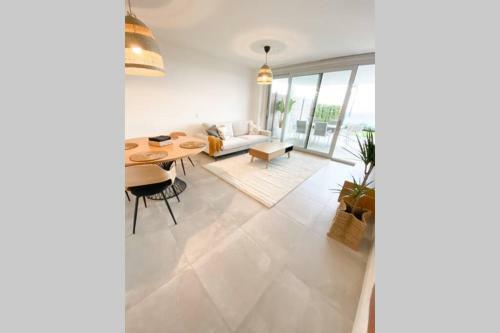New Apartment - Close To Sea - Pool - Sauna