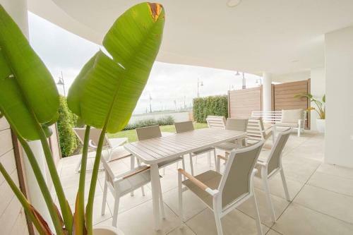 New Apartment - Close To Sea - Pool - Sauna