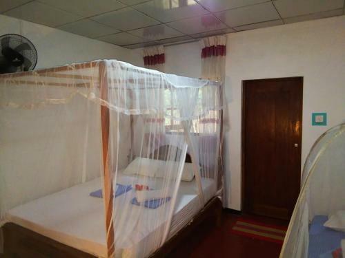 Bed & Breakfast Bamboo Home Stay Hiriketiya