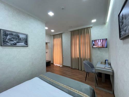 Bed & Breakfast Registon Saroy Hotel
